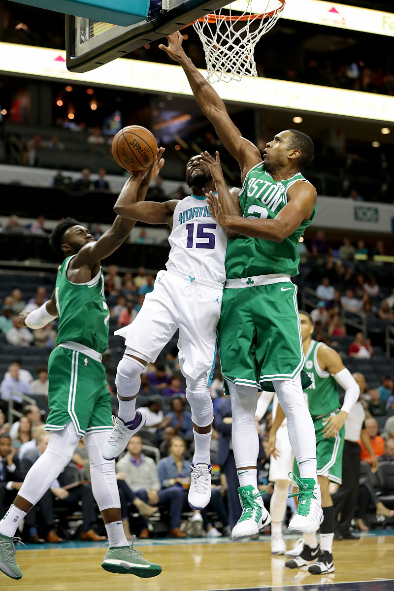 爱游戏AYX下载官网 凯恩焦点对战，塔图姆与80激战尤文图斯分钟，比赛局势复杂胜负难料！