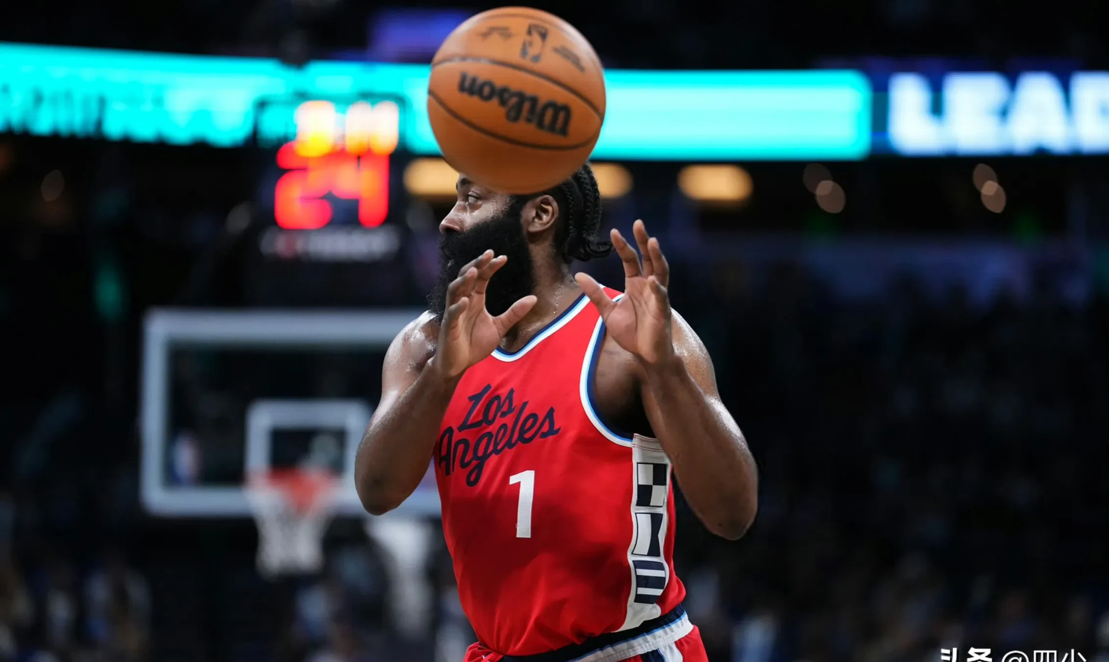 爱游戏中国官方网站哈登官方宣布领先优势明显新规，塞尔维亚队引发争议！的简单介绍